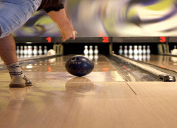 julklappstips upplevelse bowling